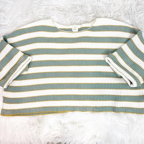 BY TOGETHER COLLECTION GREEN WHITE STRIPE RIBBED 1/2 SLEEVE CROP SWEATER LARGE - Picture 1 of 5